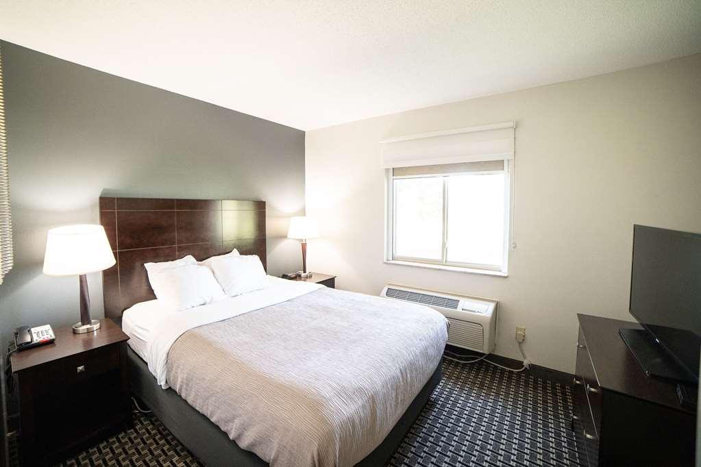 Quality Inn & Suites Watertown Near Prairie Lakes Ice Arena Oda fotoğraf