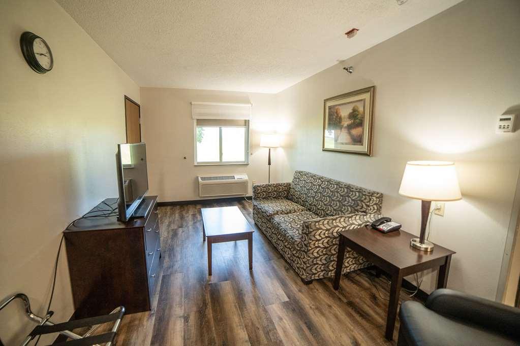 Quality Inn & Suites Watertown Near Prairie Lakes Ice Arena Oda fotoğraf